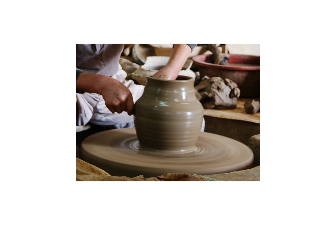 The decoration of Vietri ceramics